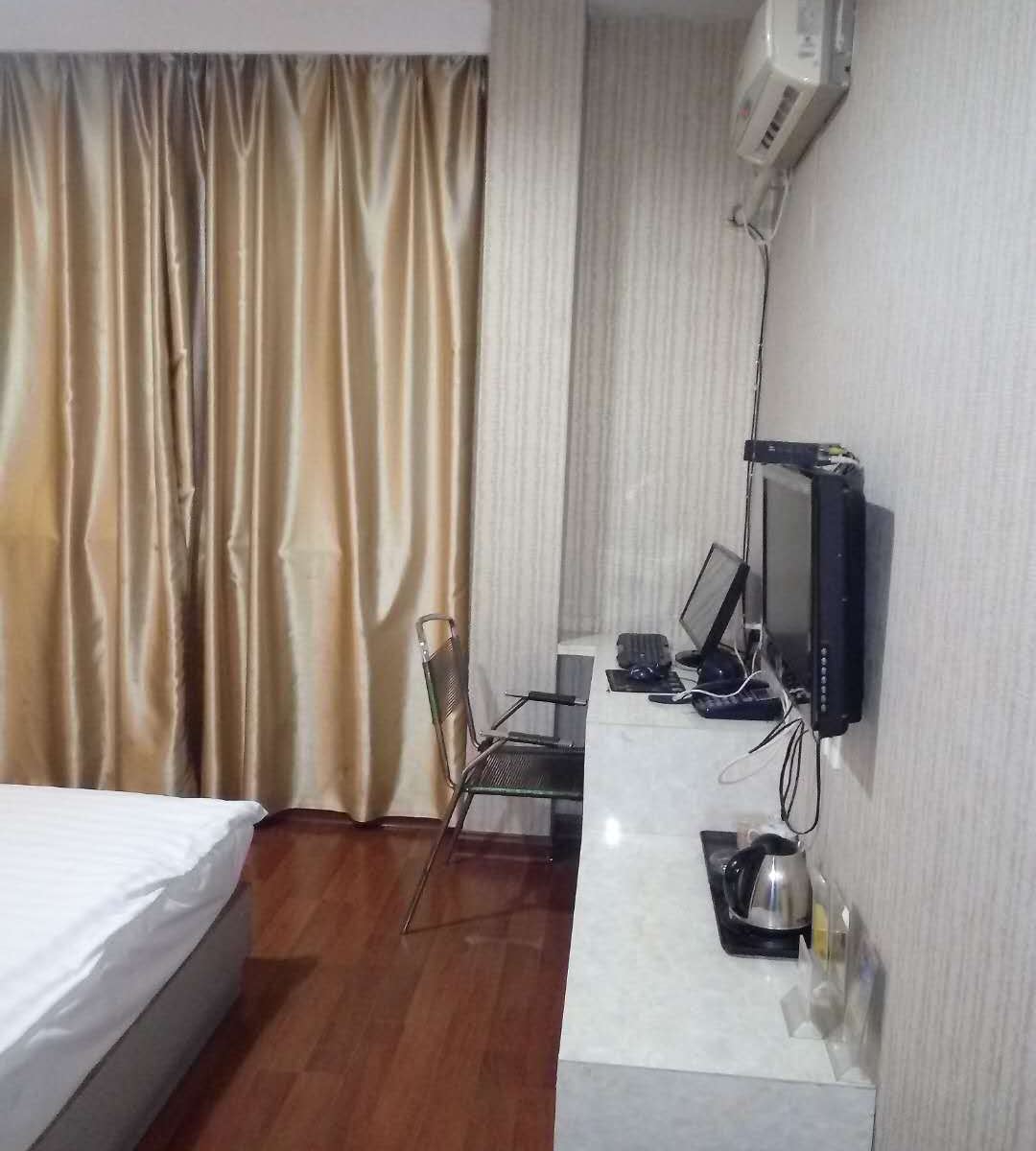 普通单人间