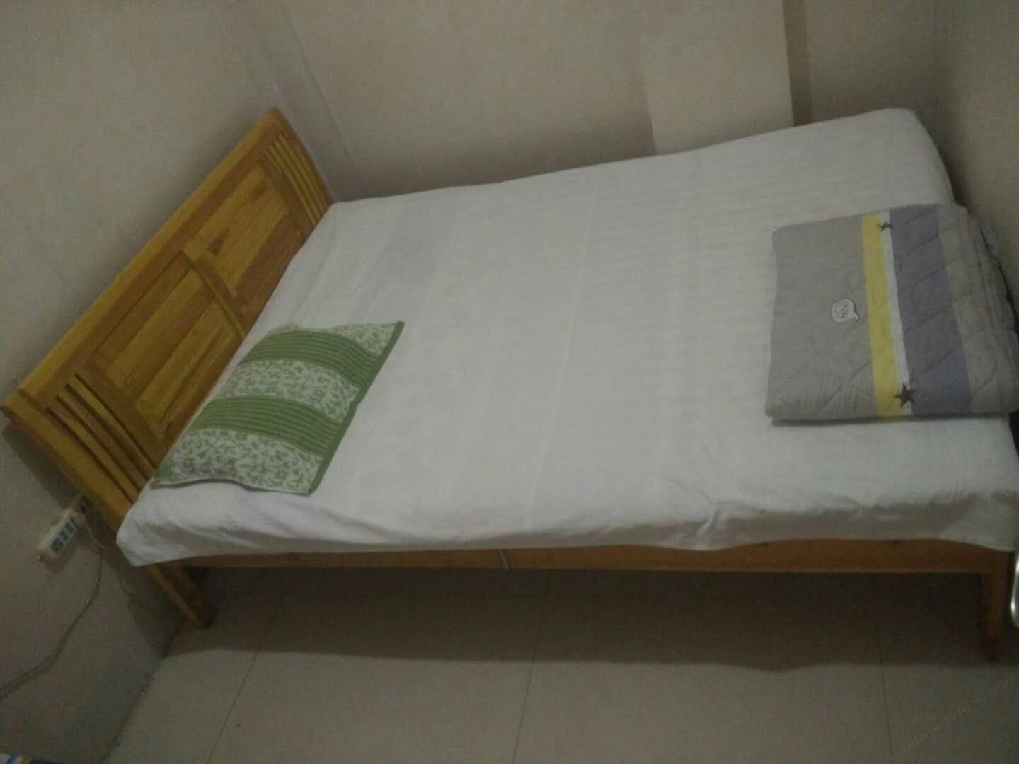 普通大床房（部分有窗公卫）