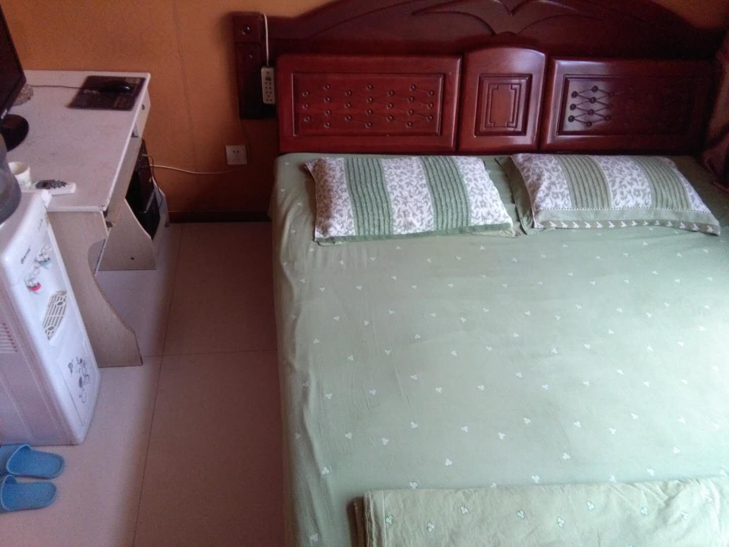 电脑标准间