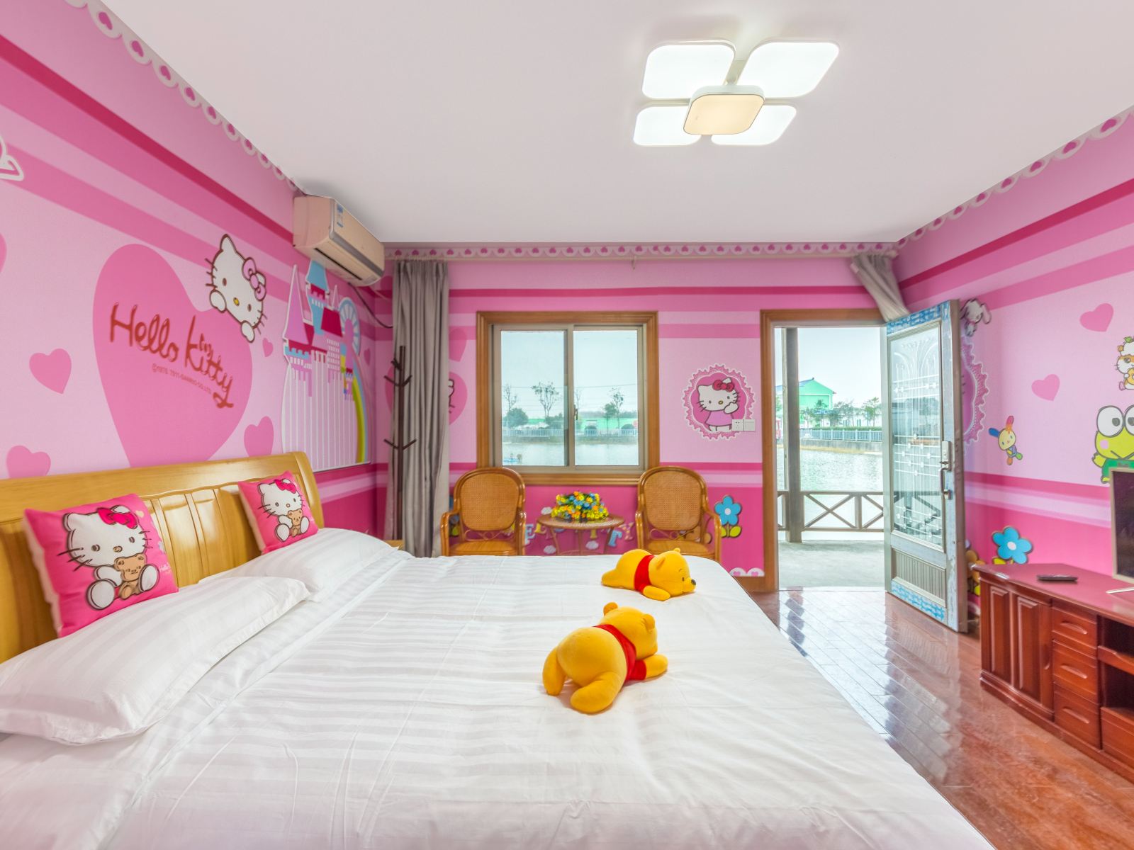 Hellokitty主题房