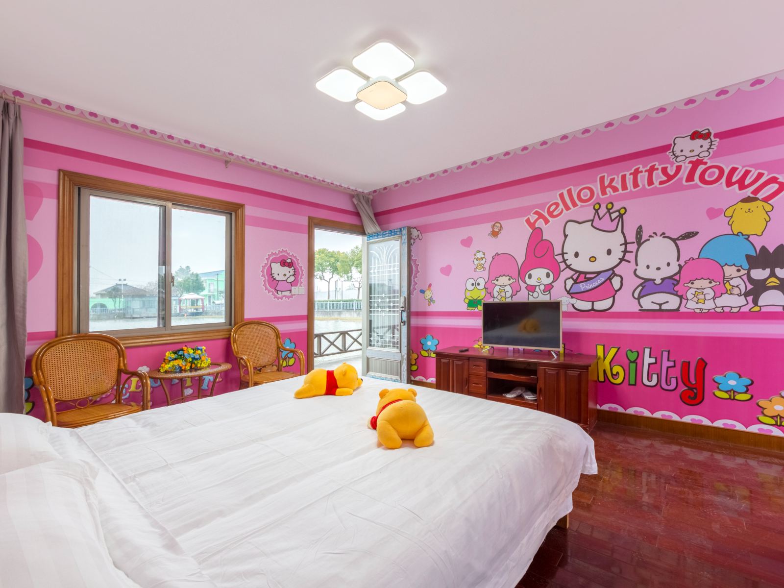 Hellokitty主题房