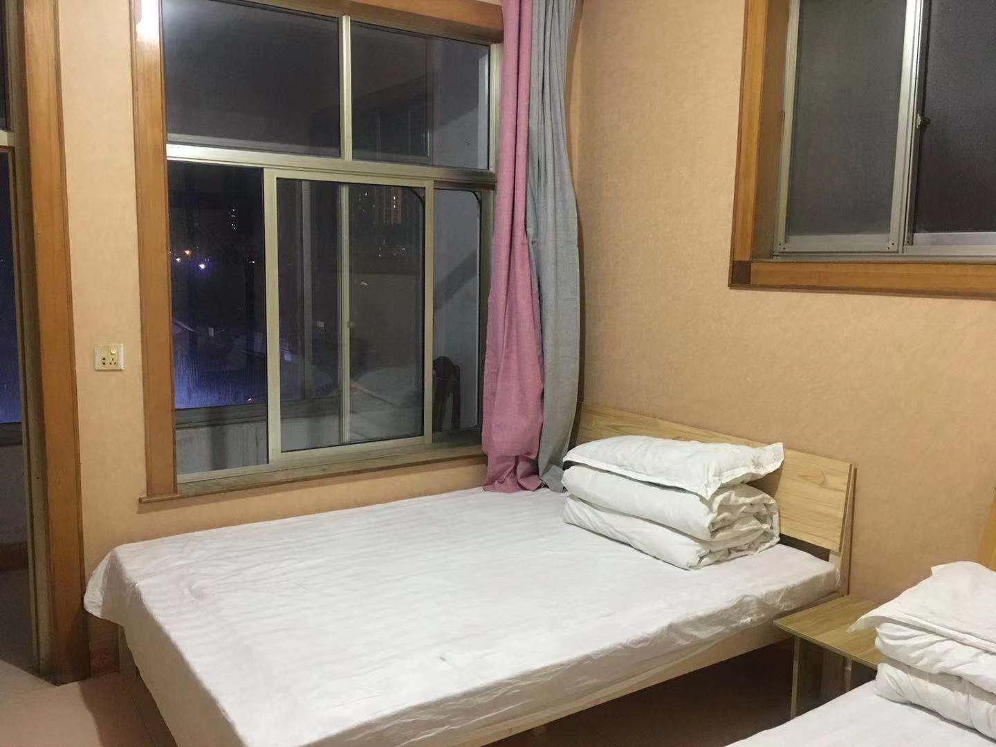 双人间