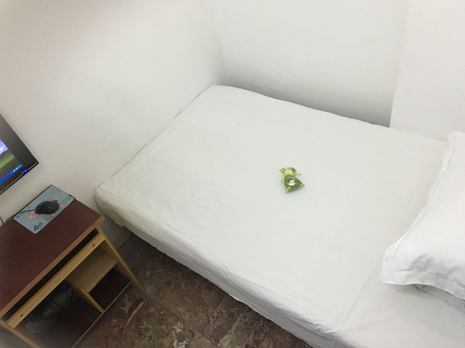 普通单间