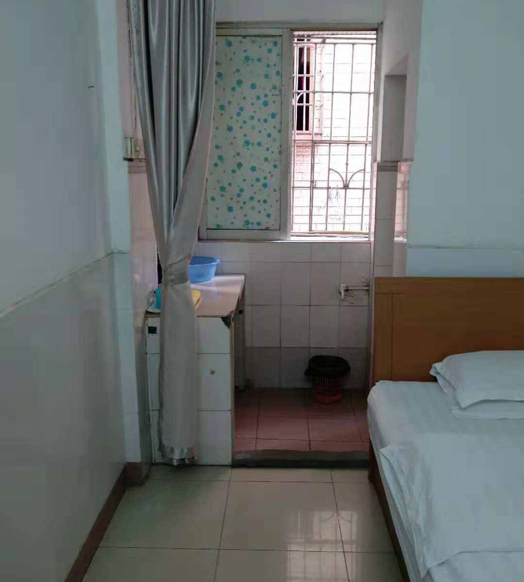 豪华大床房