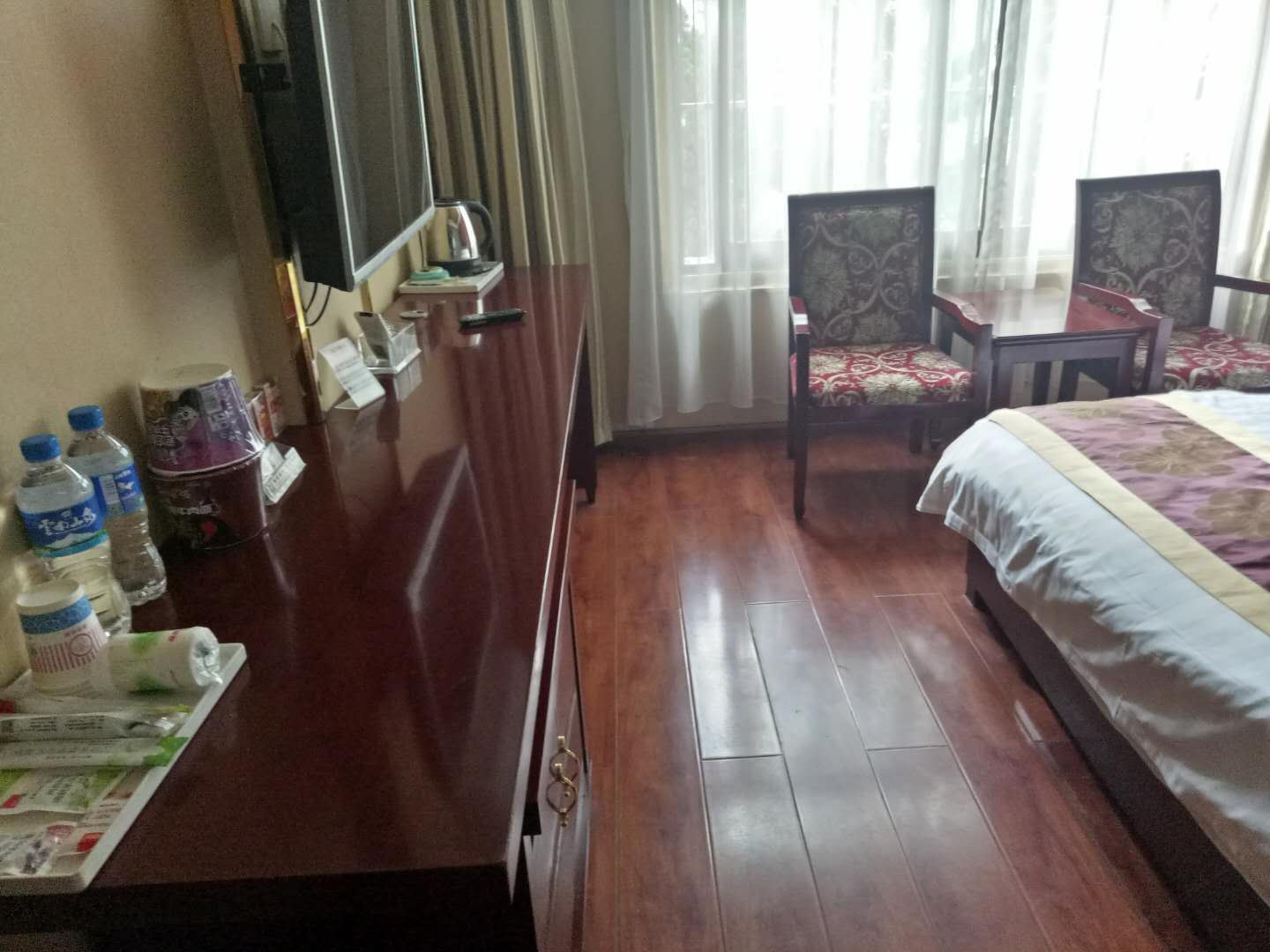 豪华大床房