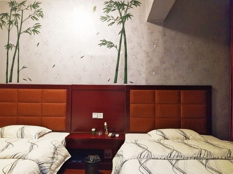 豪华双床房