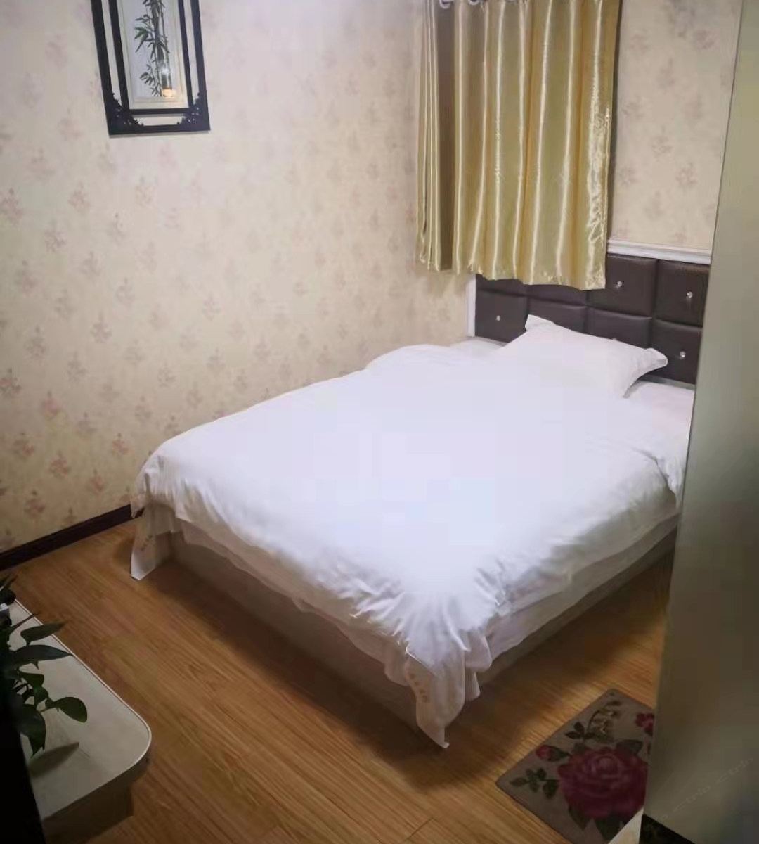 舒适大床房