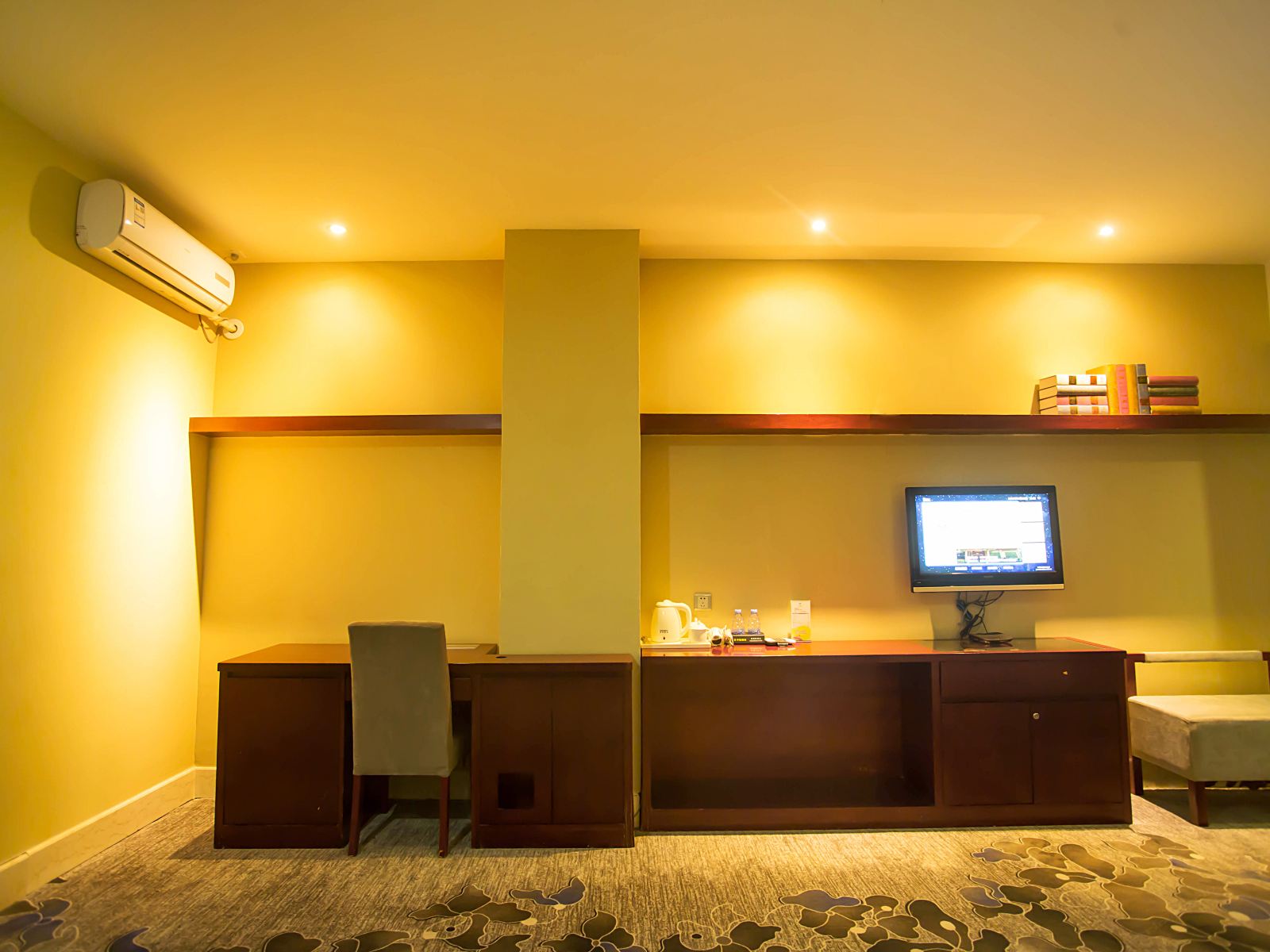 迷你单人房(无窗)