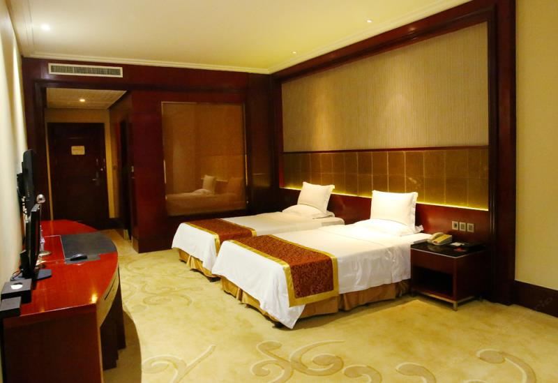 标准双床房(无窗)