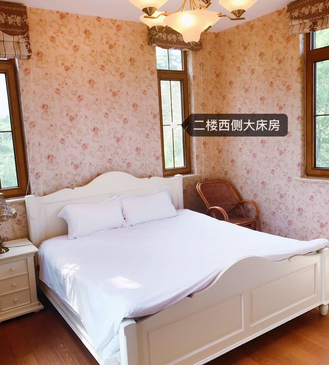豪华别墅客房