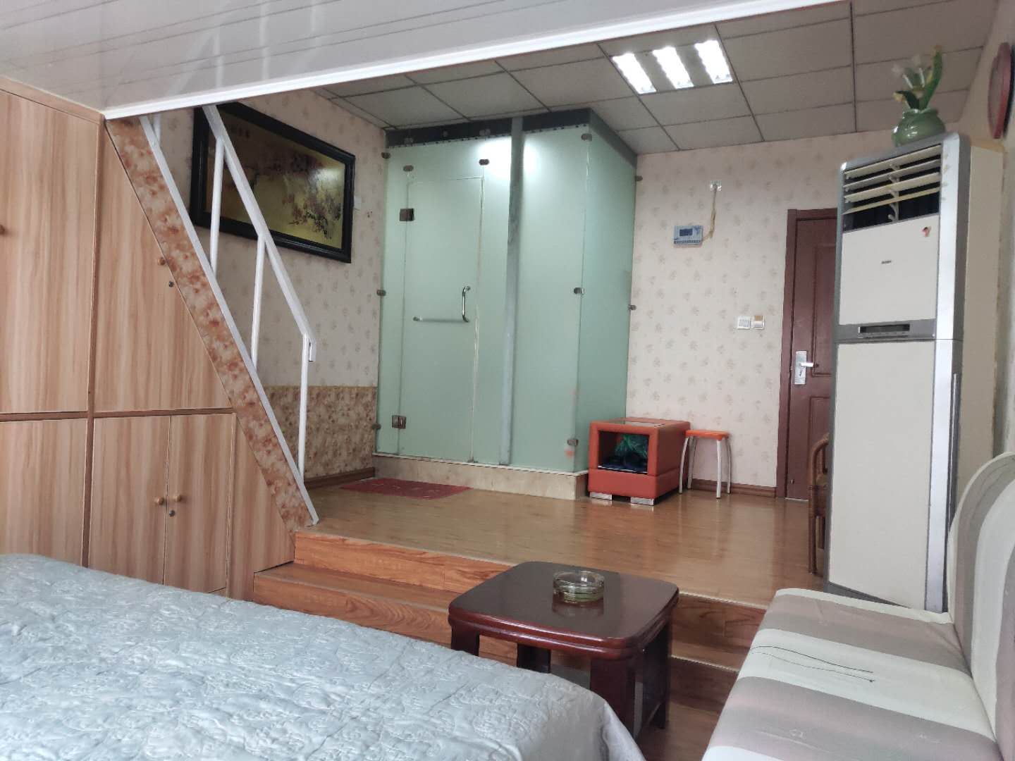 榻榻米家庭套房