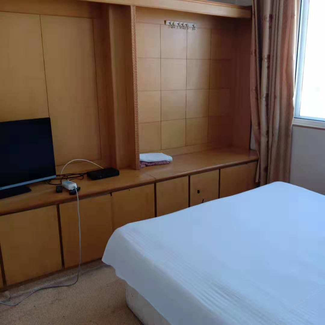 普通大床房