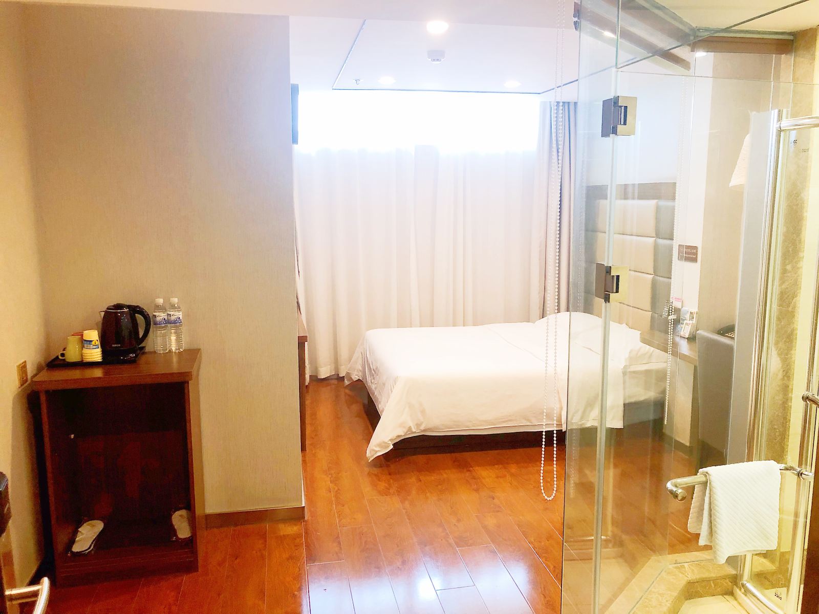 特惠大床房