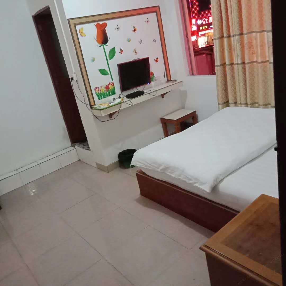 豪华大床房