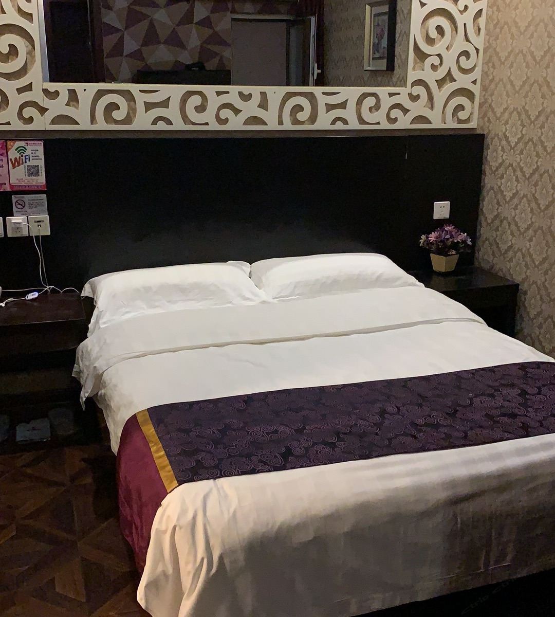 大床房(无窗)