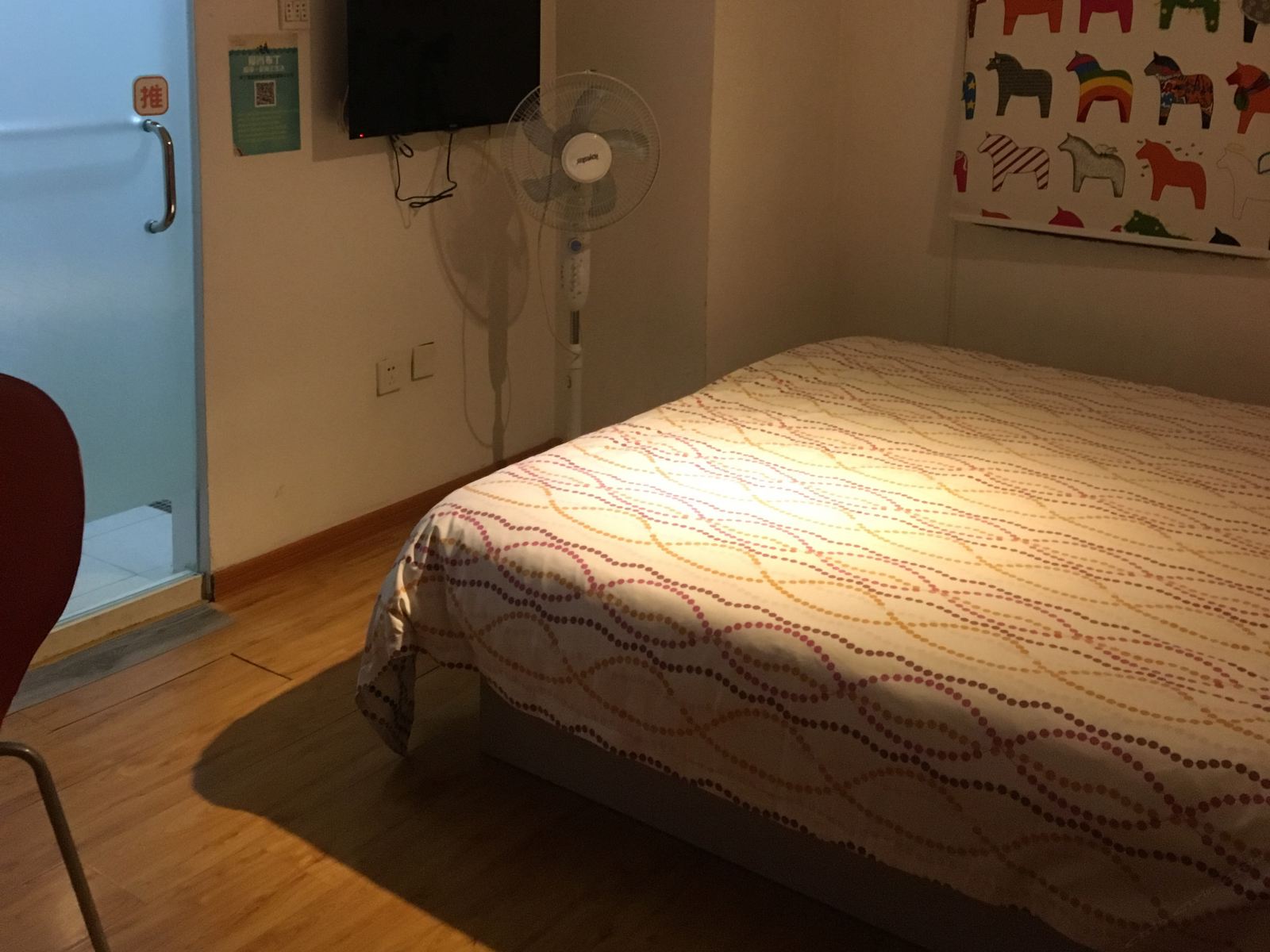 大床房C(无窗)