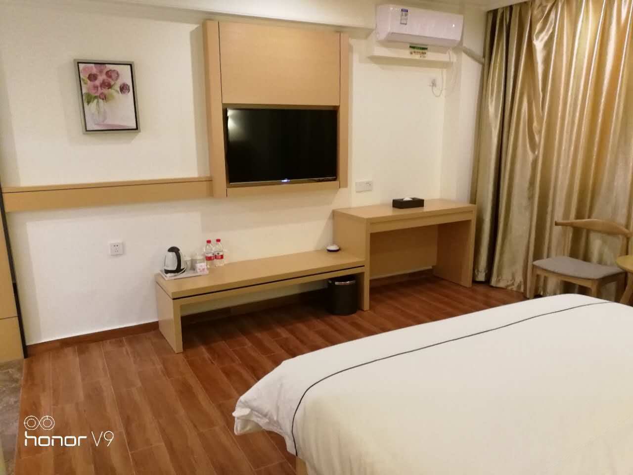 高级大床房