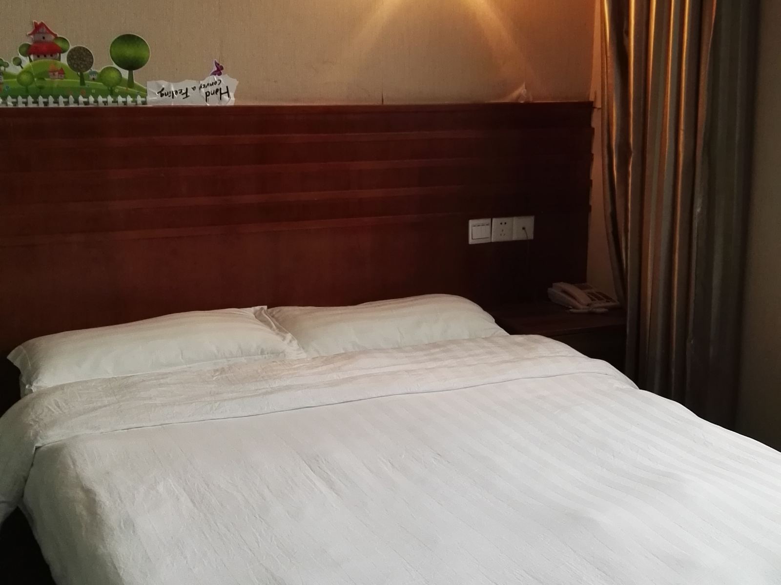 标准大床房