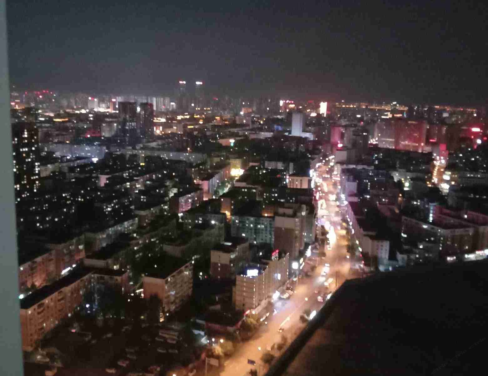 商务大床房