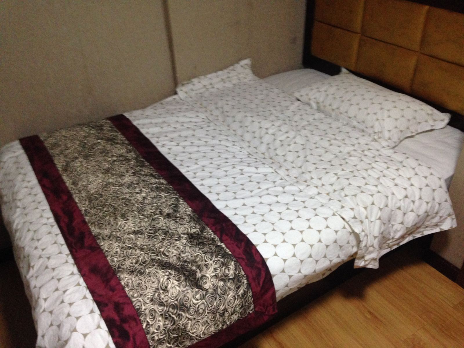 特价单人房