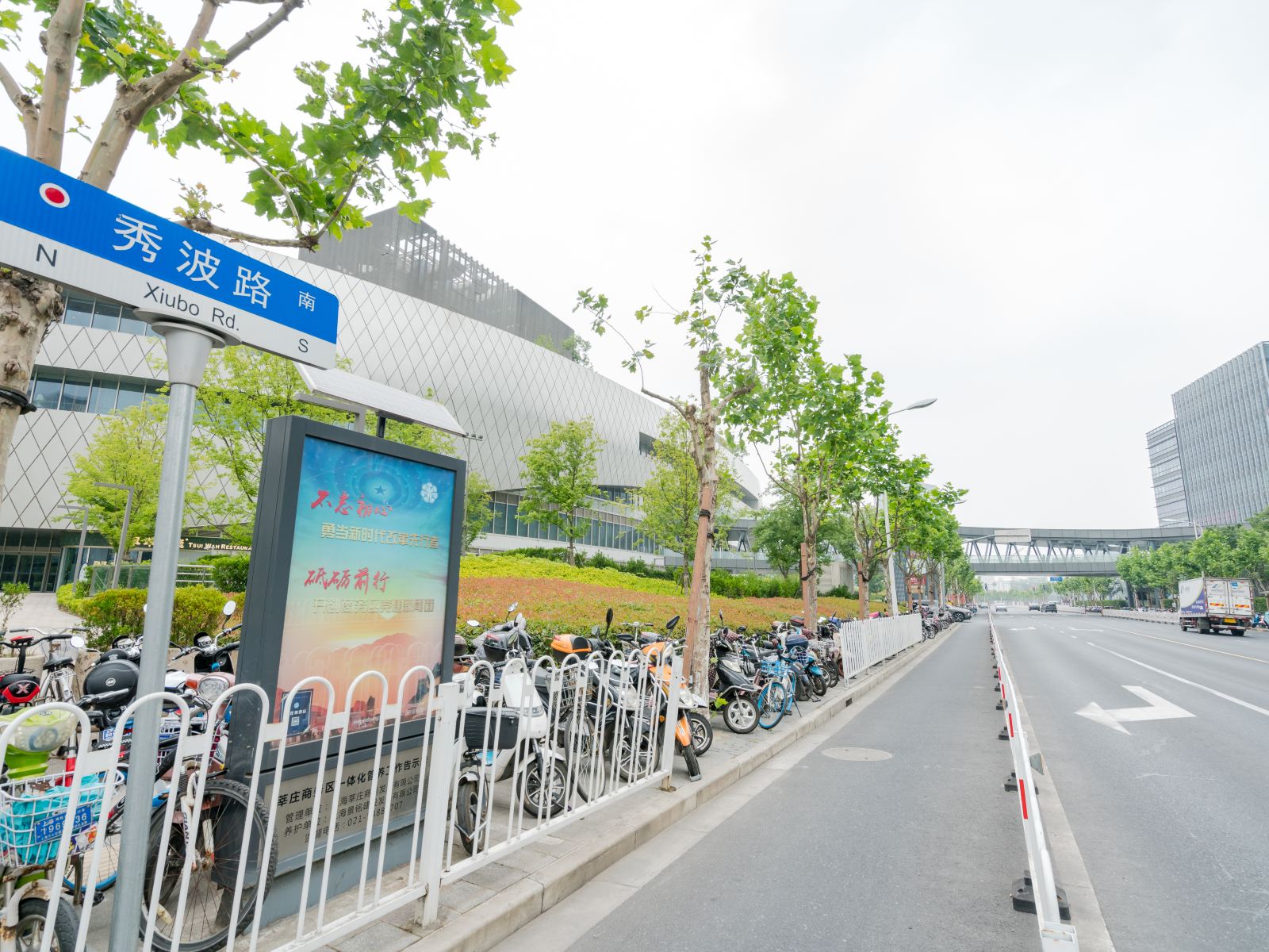 经典大床房