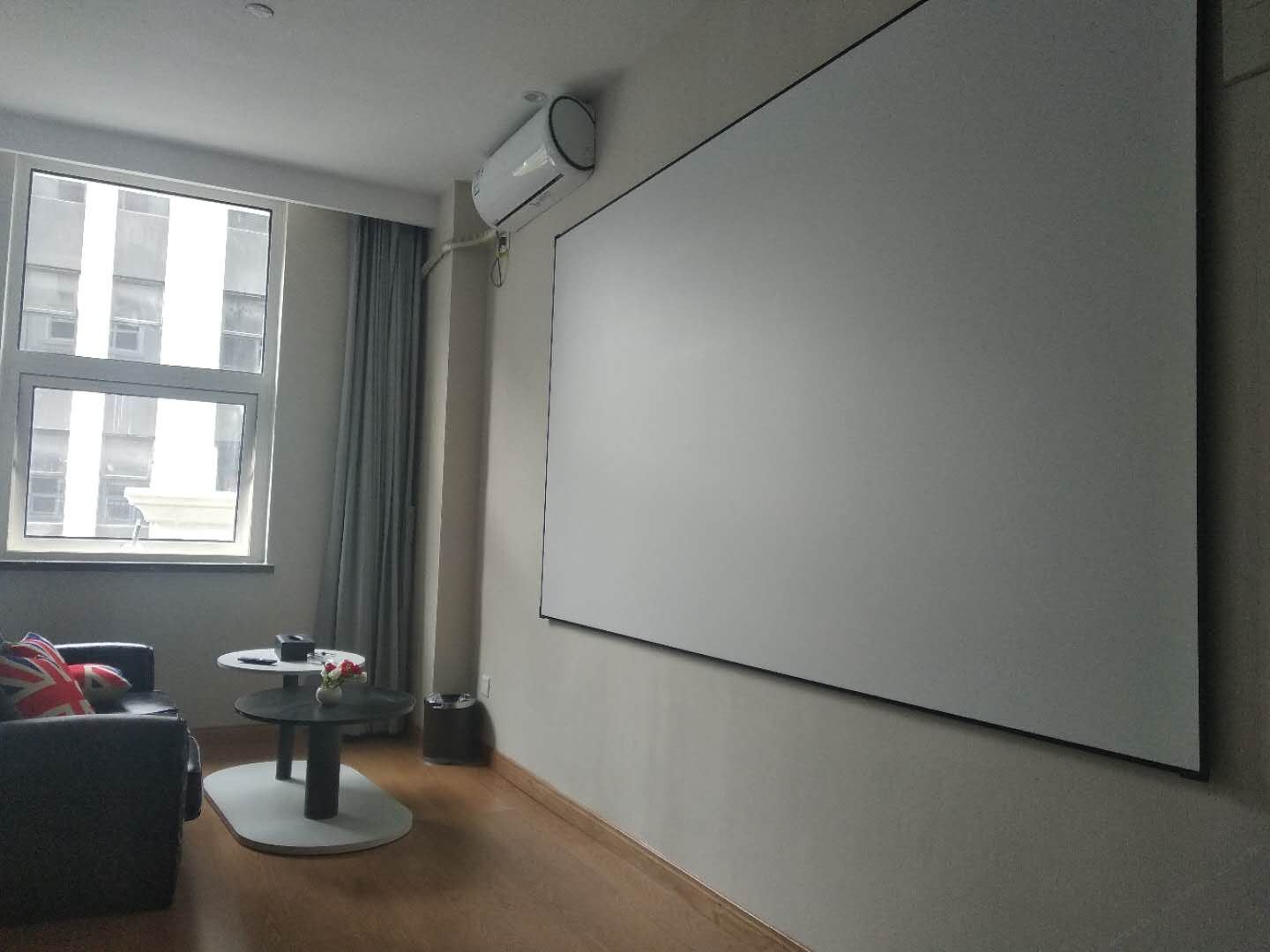 臻品观影双床房