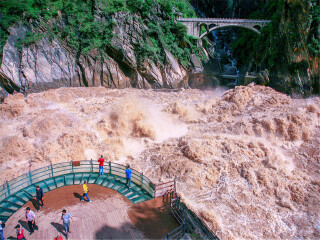 出发香格里拉旅游_香格里拉旅游5日_香格里拉双人十日游多少钱