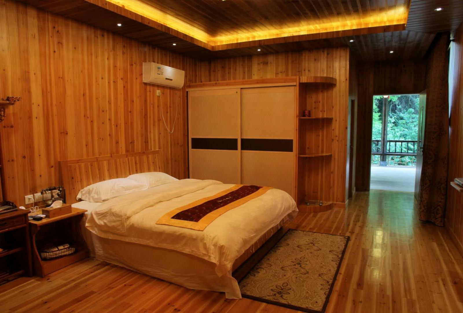 润发居木屋套间