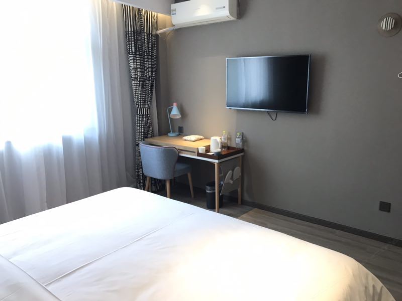 全新大床房B
