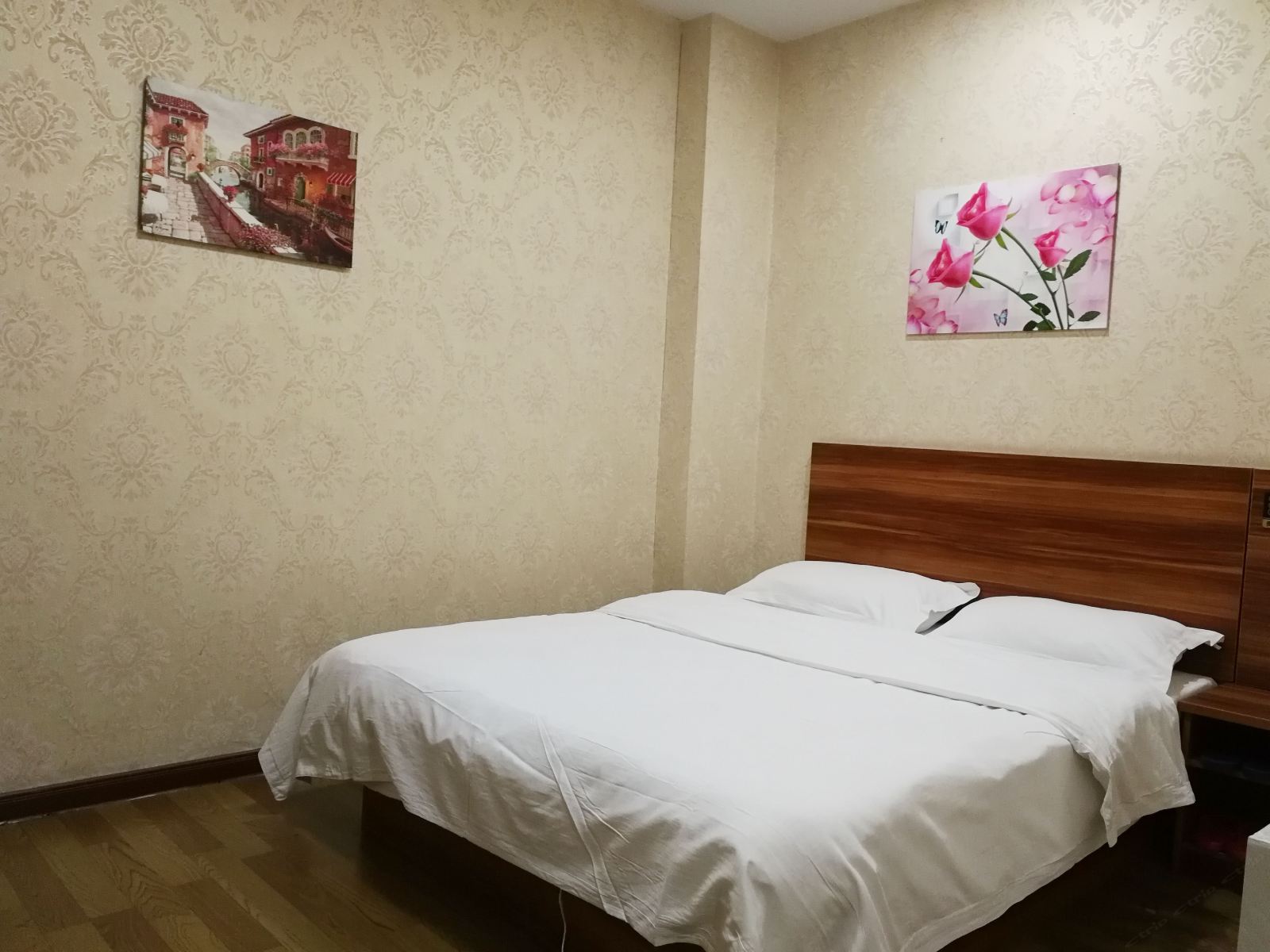 特惠大床房