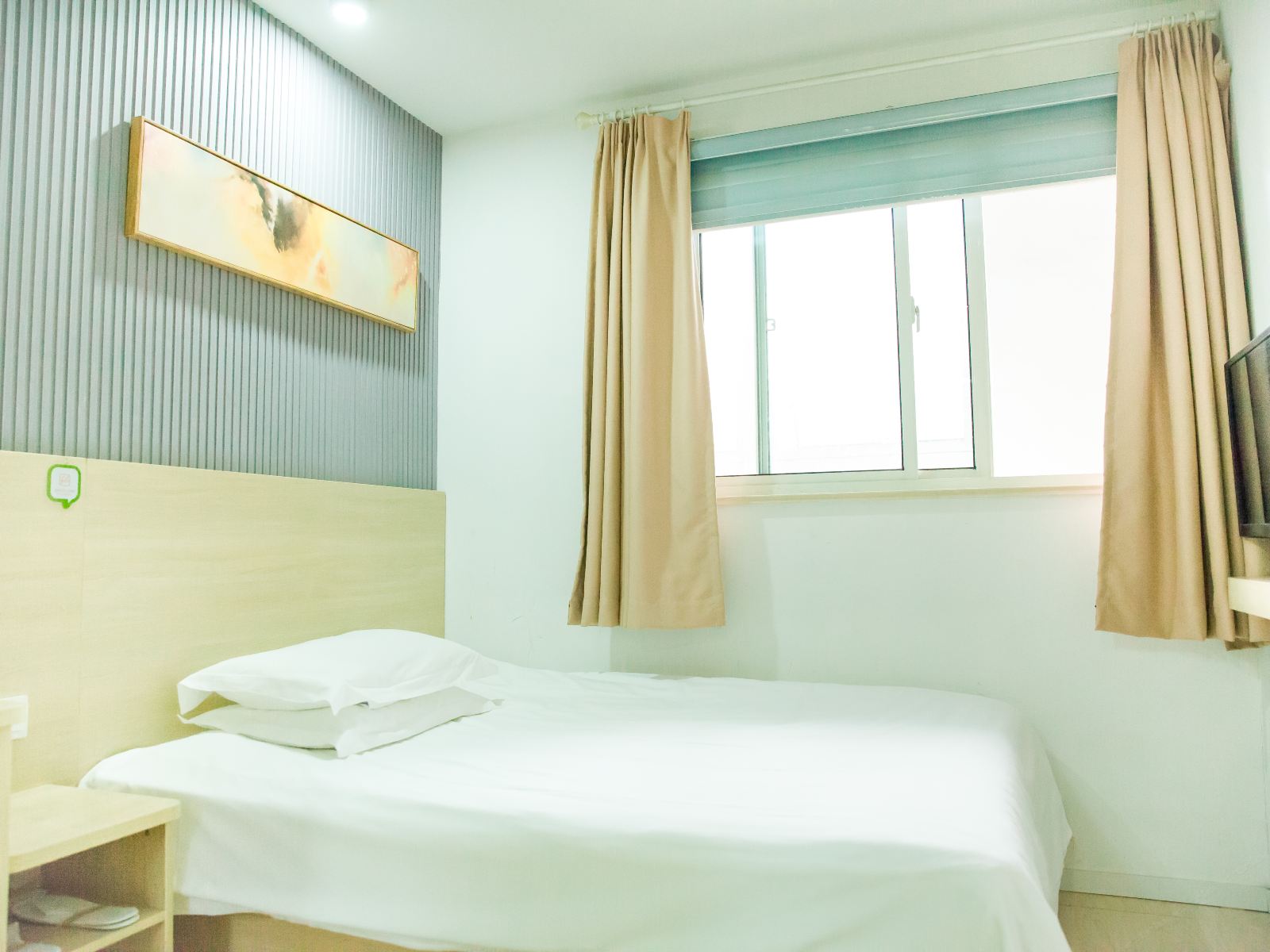 高级大床房