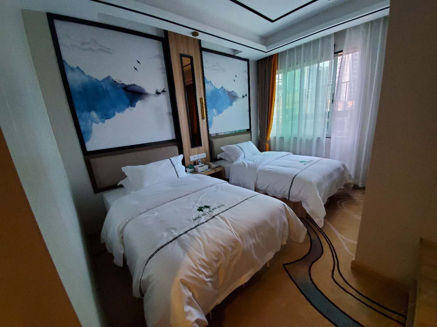 标准双床房