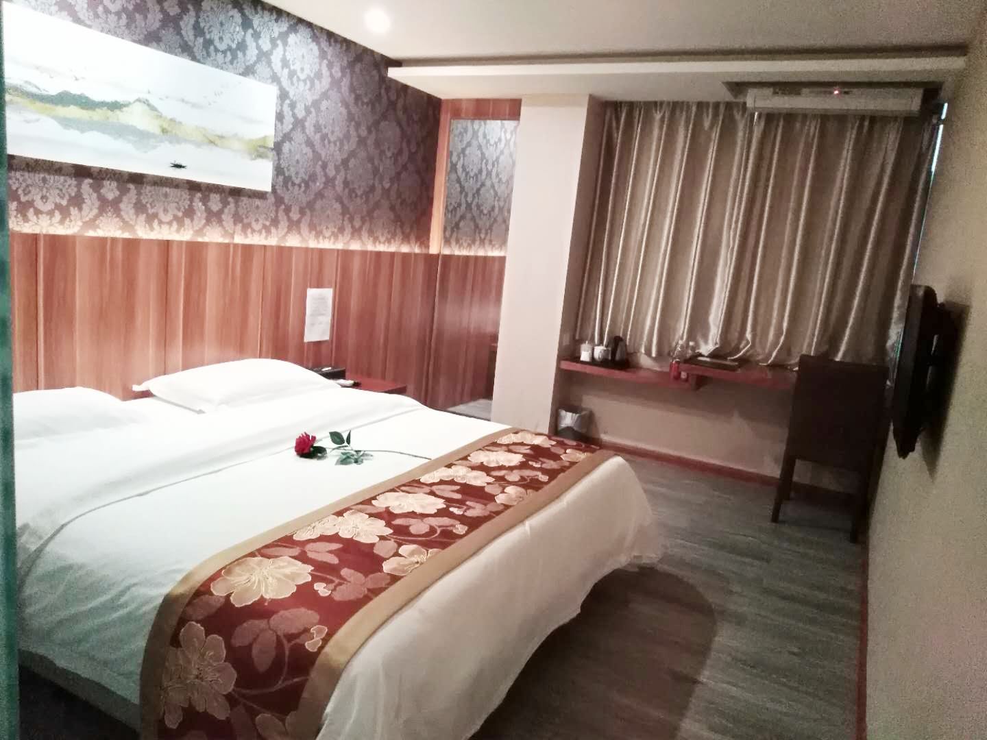 精选大床房
