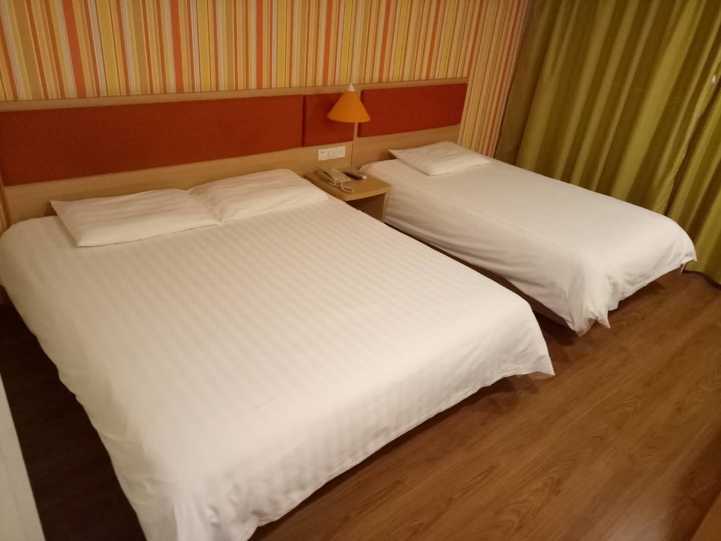 家庭房