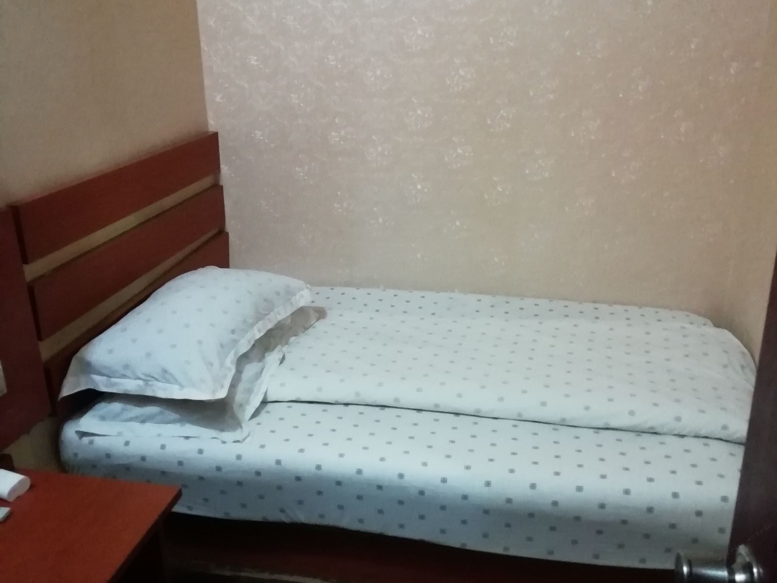 普通间