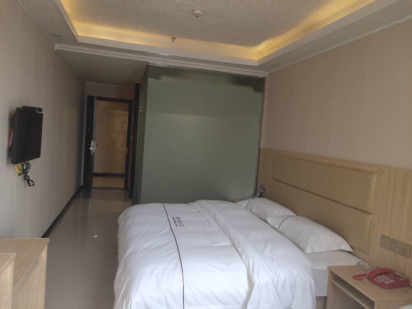 豪华大床房