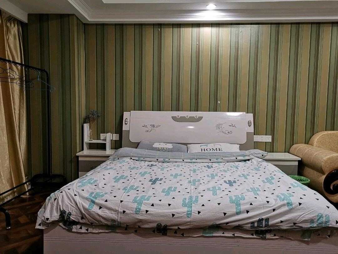 温馨大床房