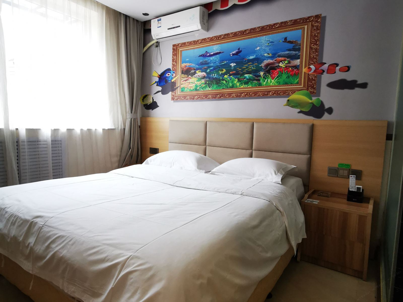 丽致大床房