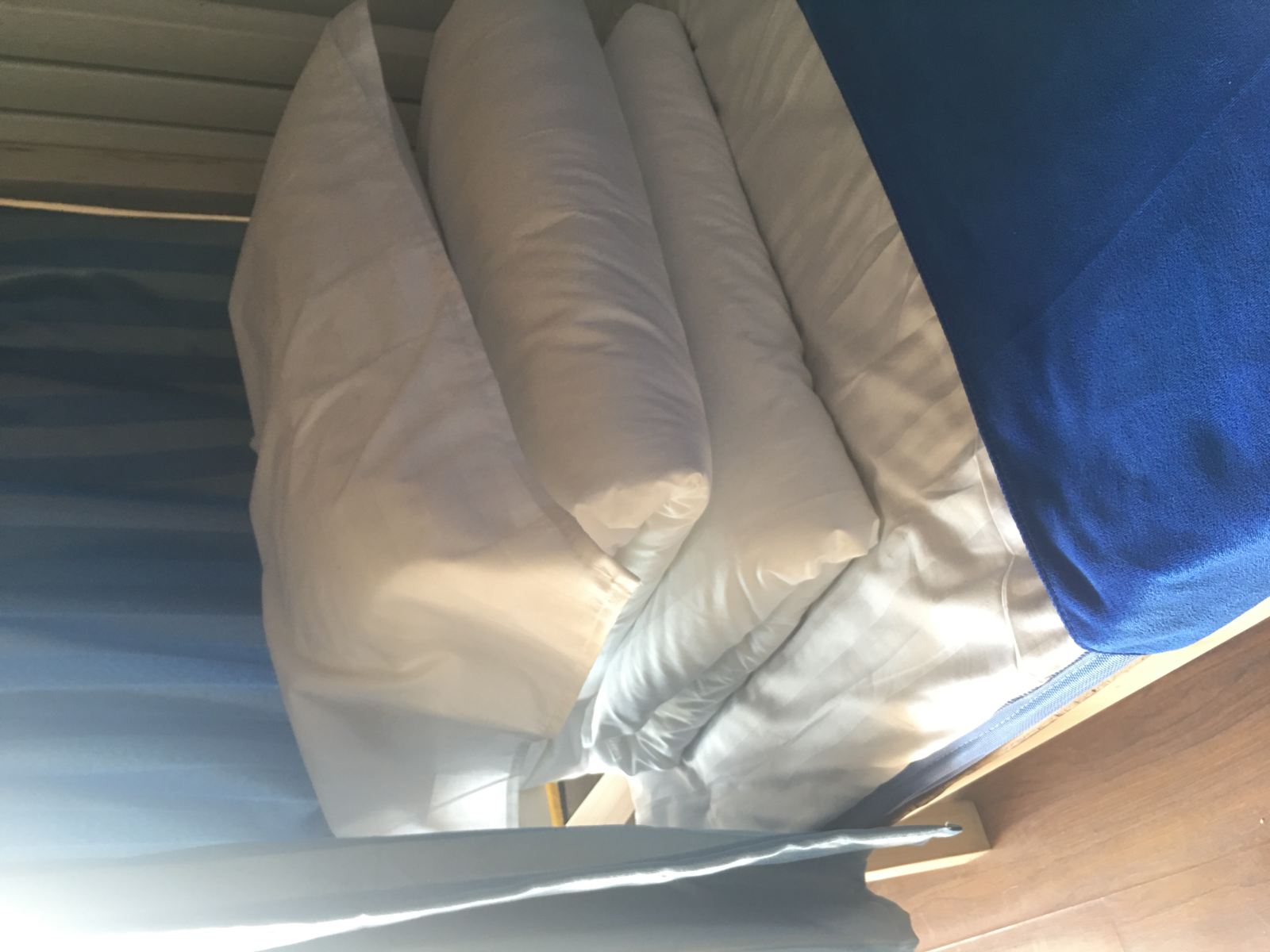 特色4人间(床位房)(公共卫浴)