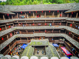 廈門鼓浪嶼報團多少錢_廈門鼓浪嶼自由行還是跟團好_廈門鼓浪嶼旅游花費一般多少