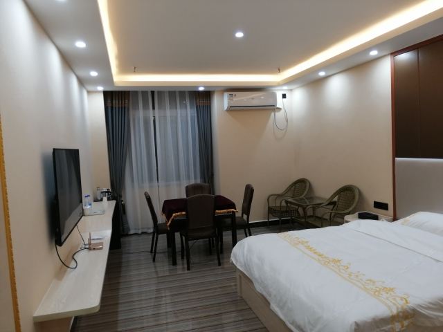 麻将大床房