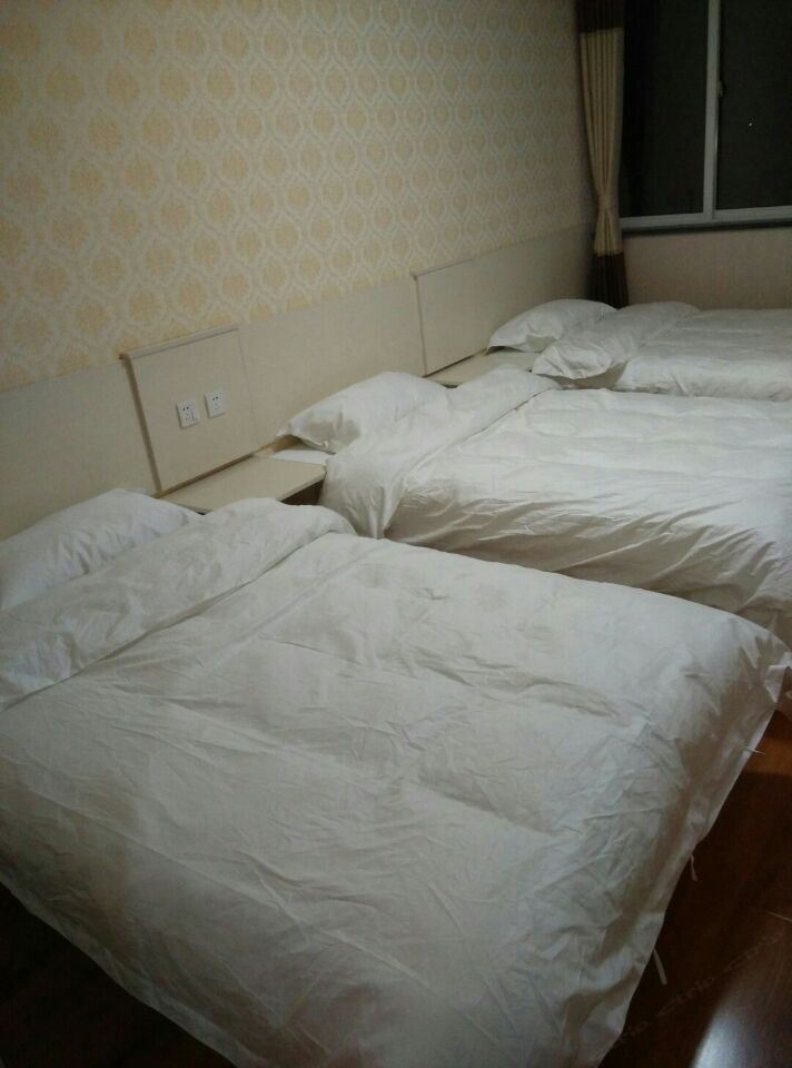 三人间