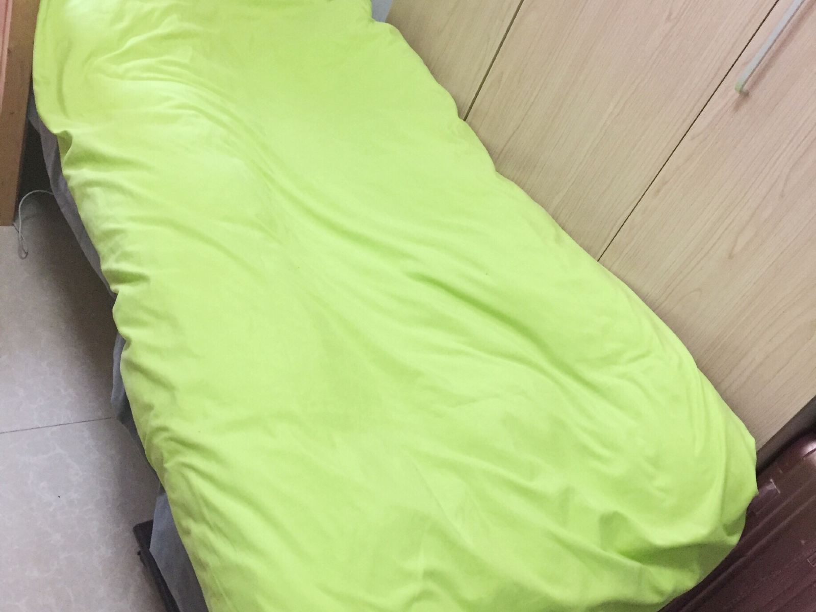 女生五人间折叠床
