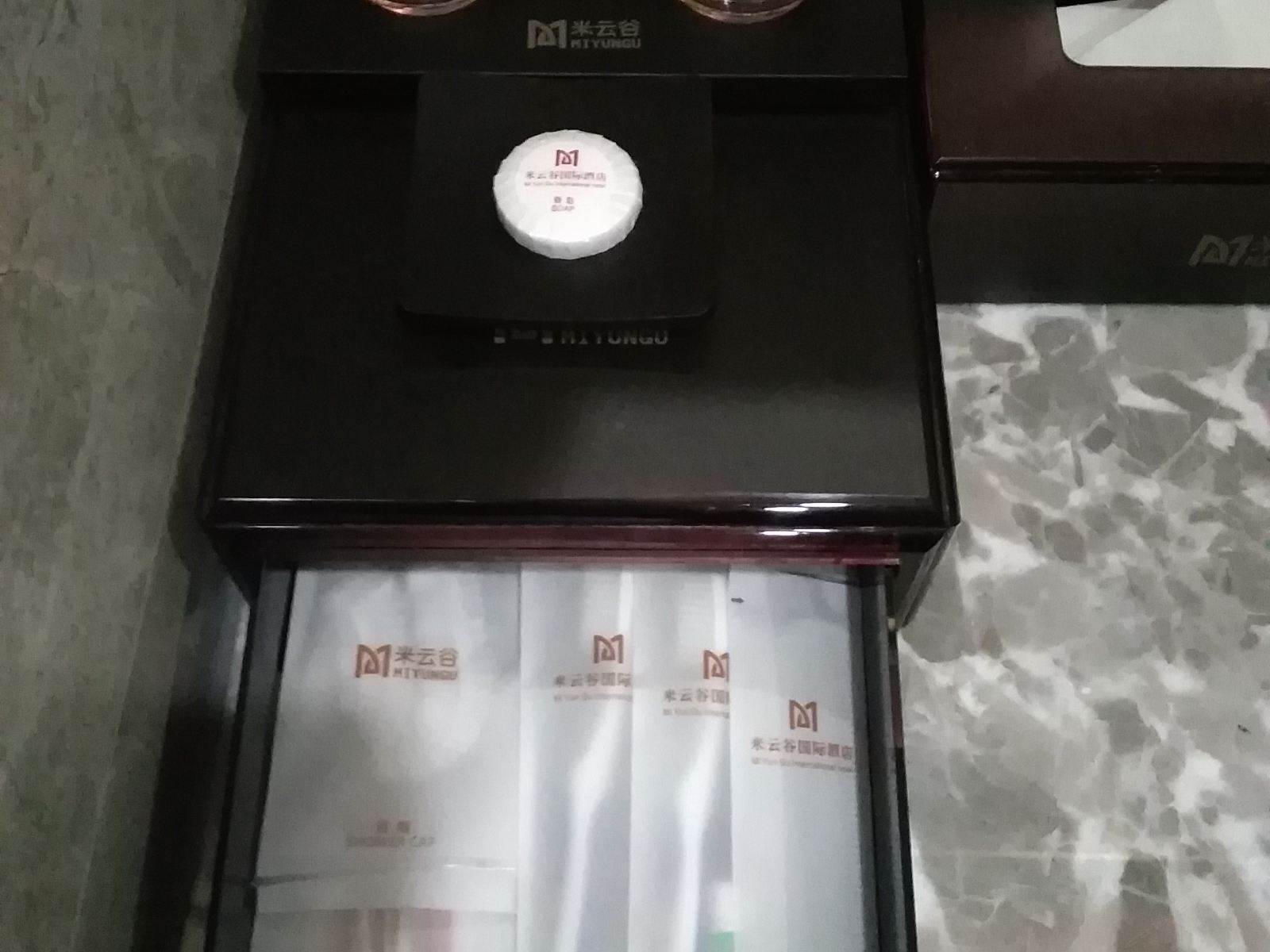 米云谷特价房(无窗)