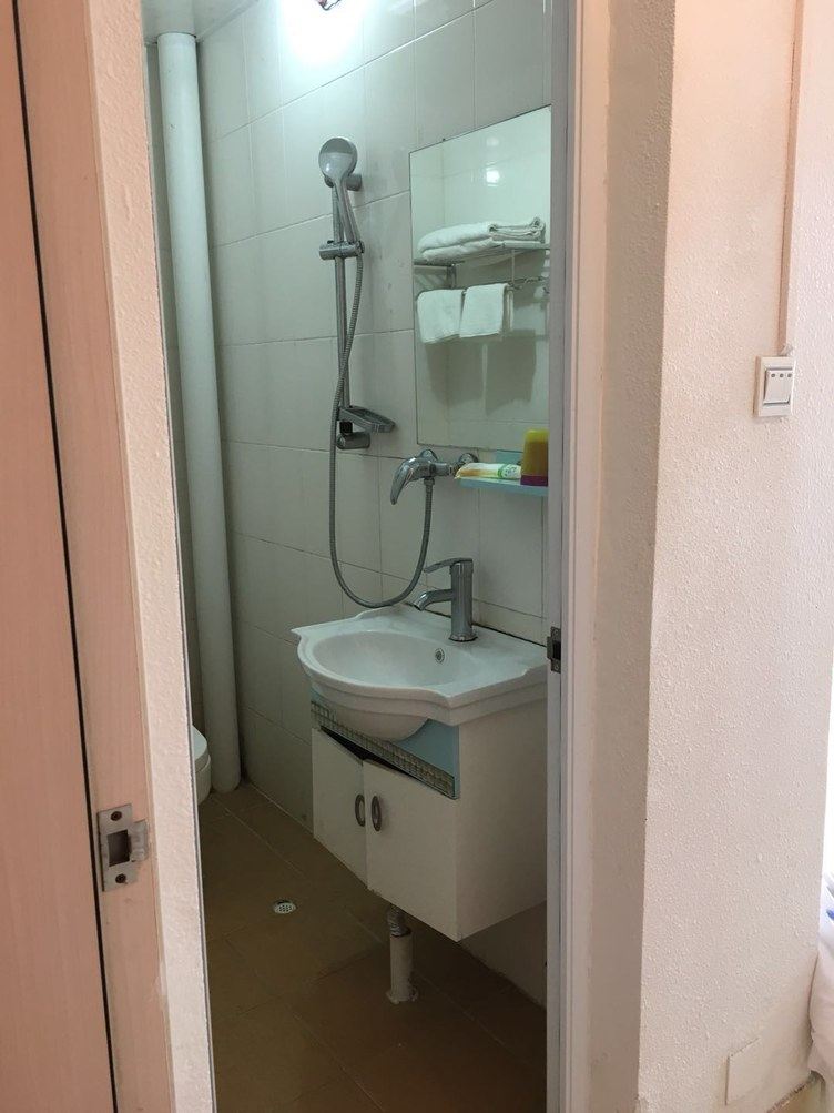 阳台房一居