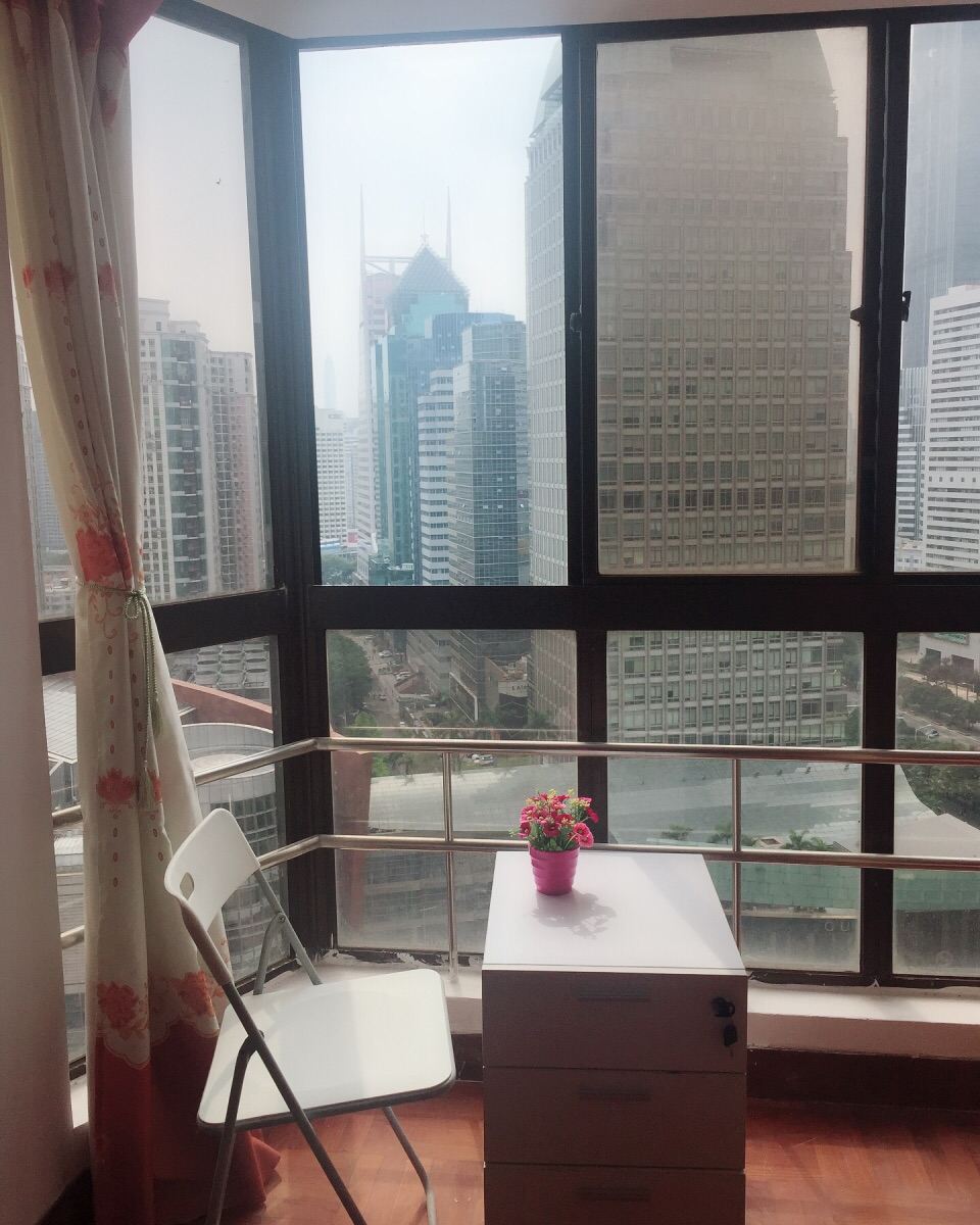 女生豪华4人间(床位)(公共卫浴)