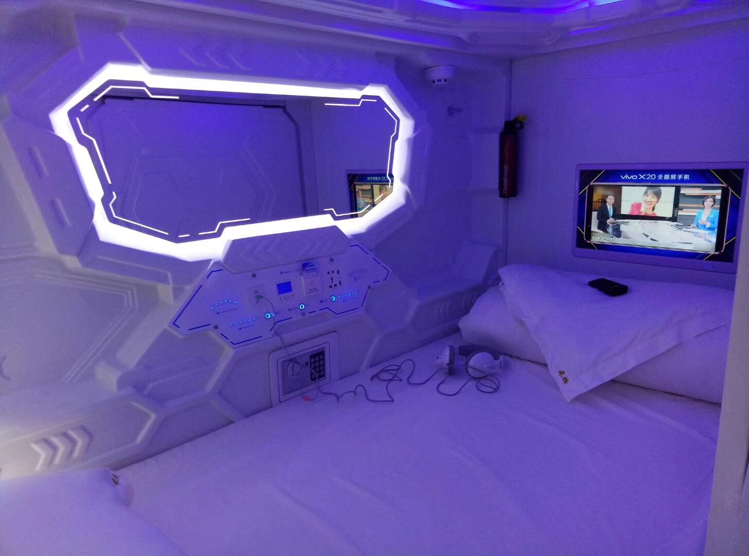 双人豪华舱