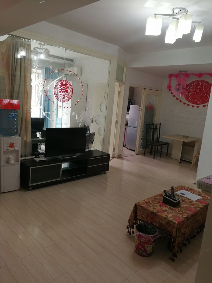 豪华两房一厅家庭房