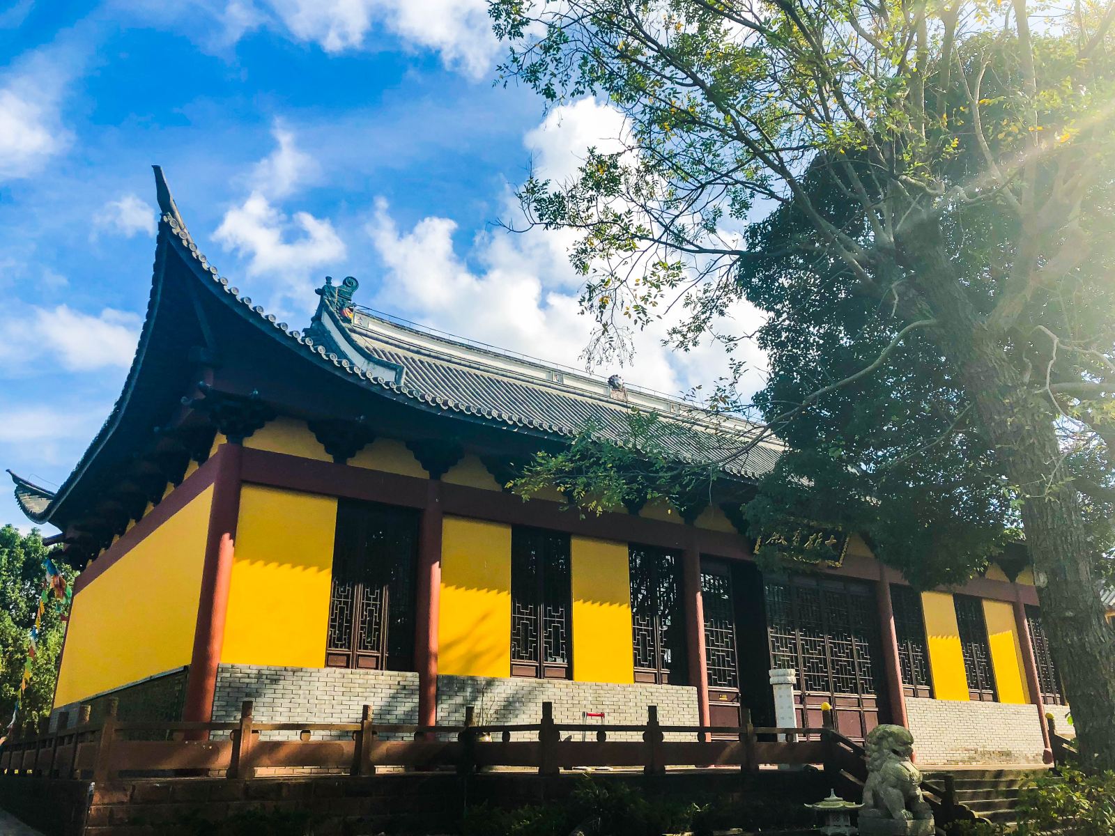 园景大床房