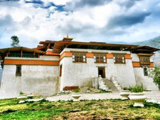 去尼泊爾旅游要帶多少錢_尼泊爾2人旅游需要多少錢_旅行團(tuán)尼泊爾游